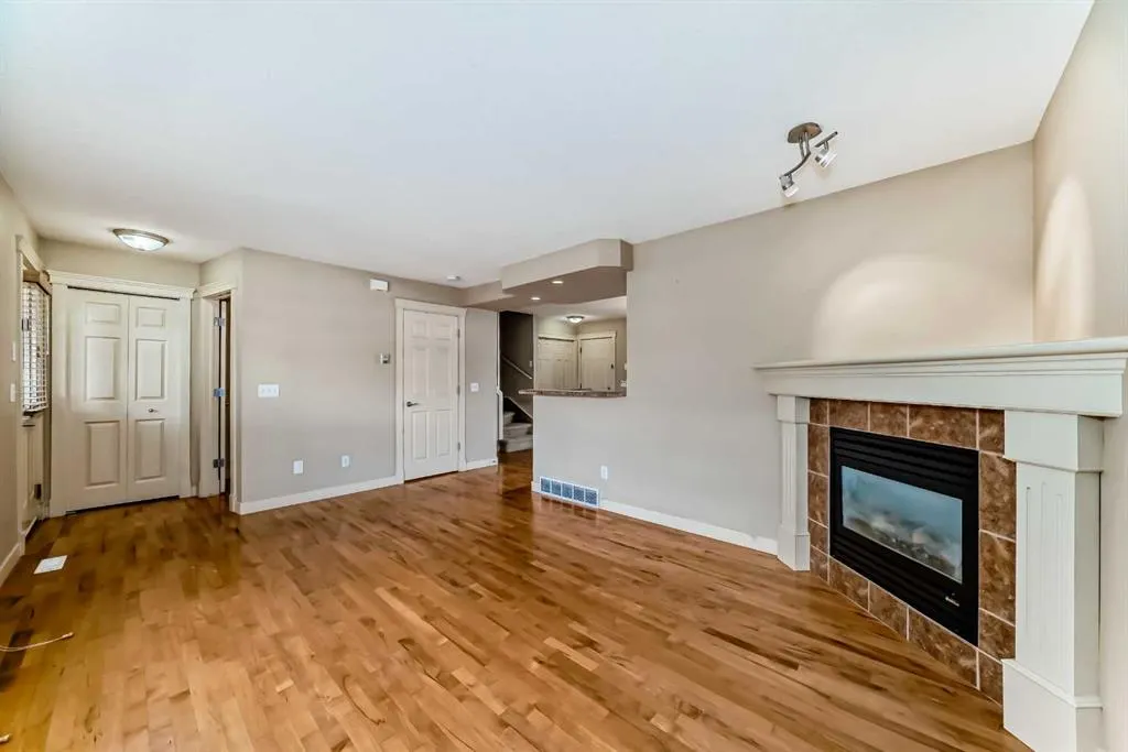 42 Ypres Green SW