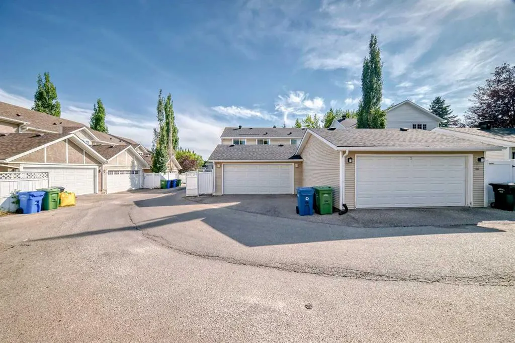 42 Ypres Green SW