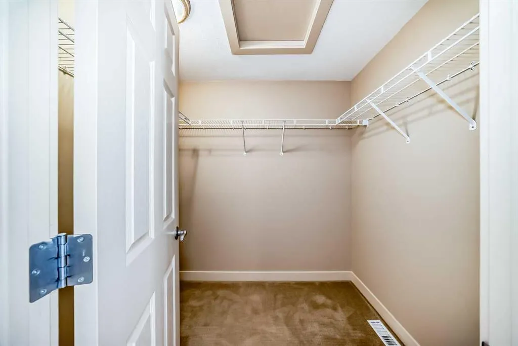 42 Ypres Green SW