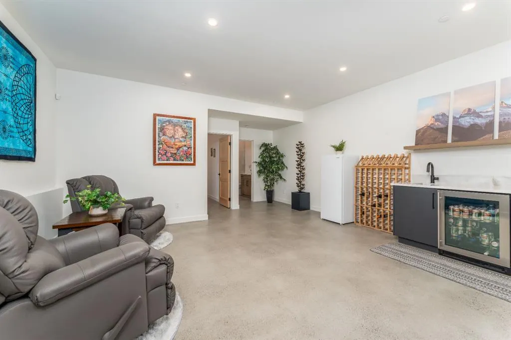 283C Three Sisters Drive