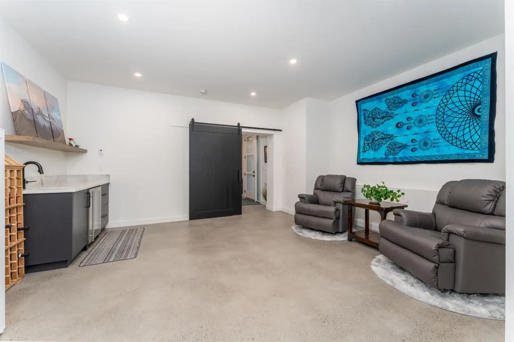 283C Three Sisters Drive