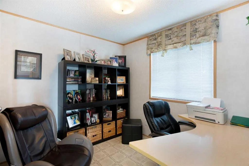 99 Arbour Lake Road NW, #287