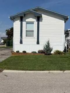 99 Arbour Lake Road NW, #287
