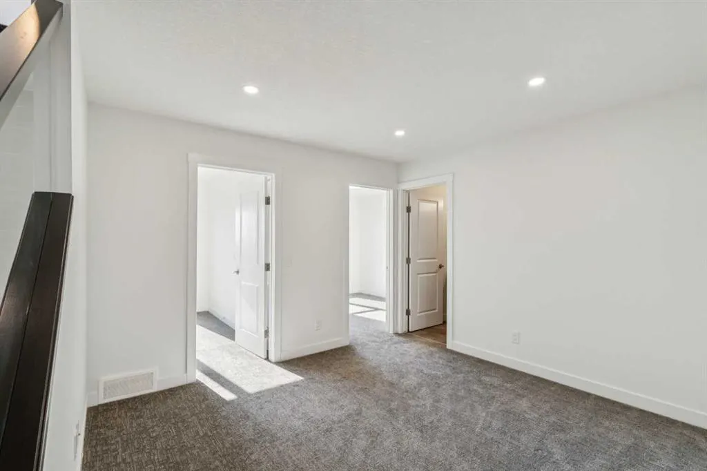 228 Sovereign Common SW