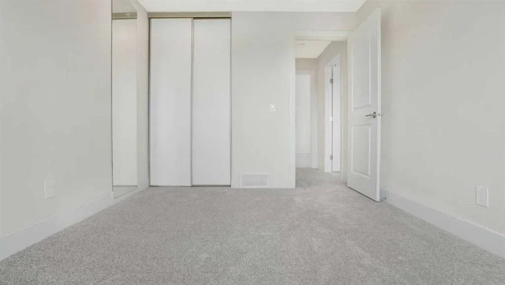 380 Falconridge Crescent NE, #905