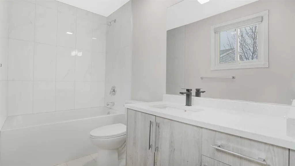 380 Falconridge Crescent NE, #905