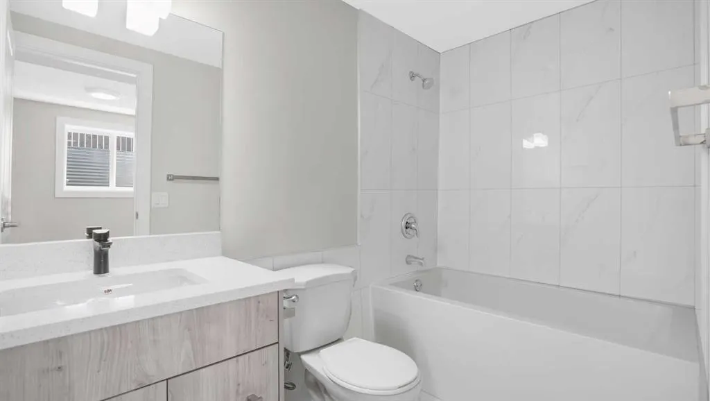 380 Falconridge Crescent NE, #905