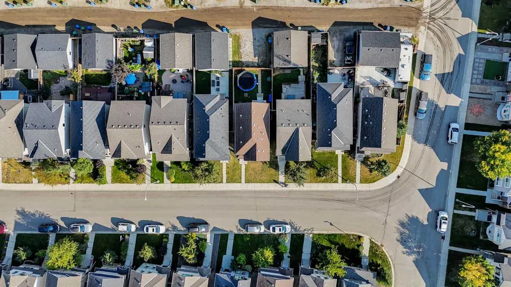 388 Cranberry Circle SE