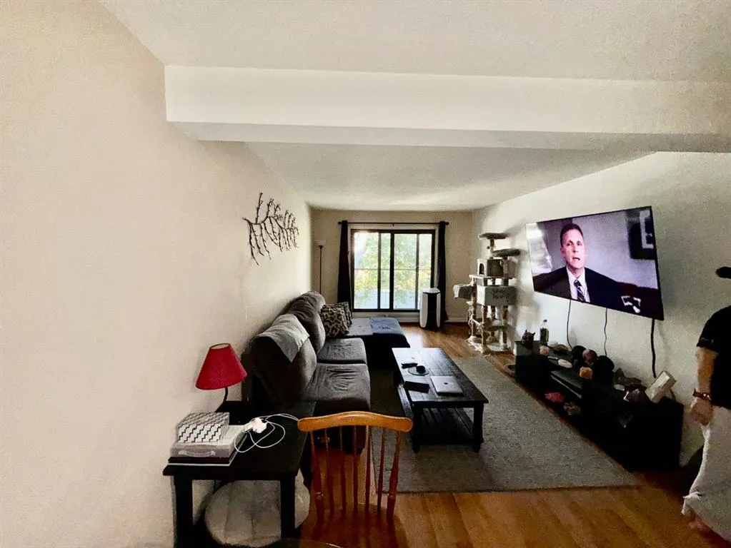 855 Columbia Boulevard W, ##210