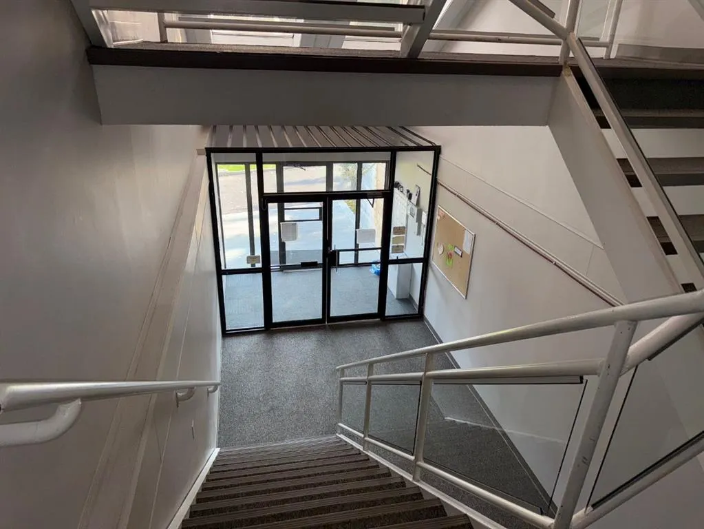 855 Columbia Boulevard W, ##210