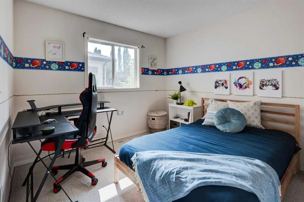 238 Mt Douglas Circle SE
