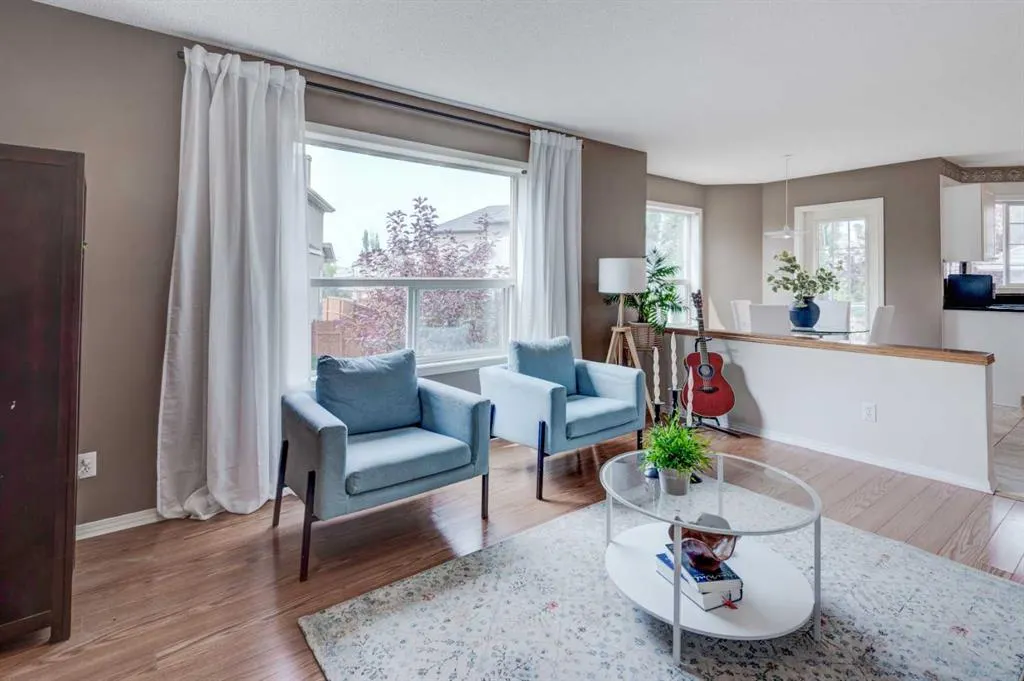 238 Mt Douglas Circle SE