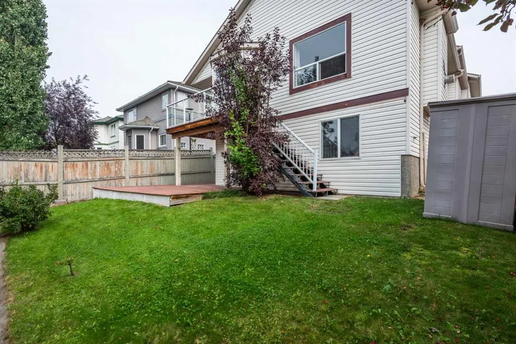238 Mt Douglas Circle SE