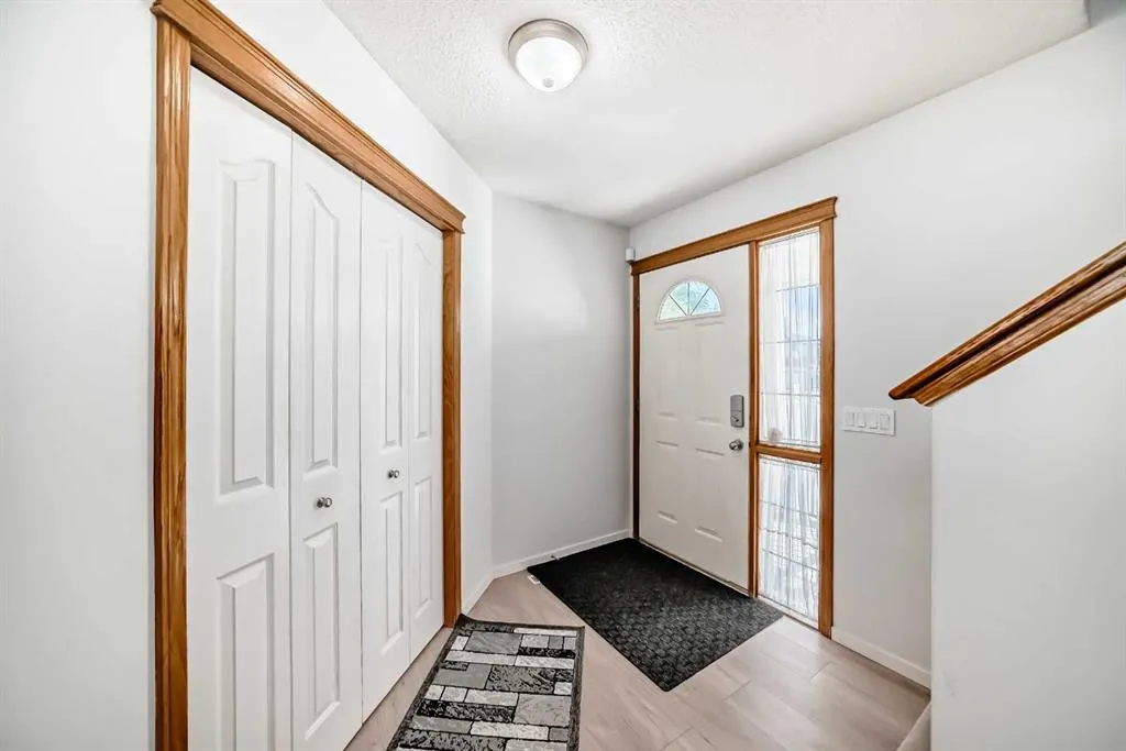 407 Citadel Meadow Bay NW