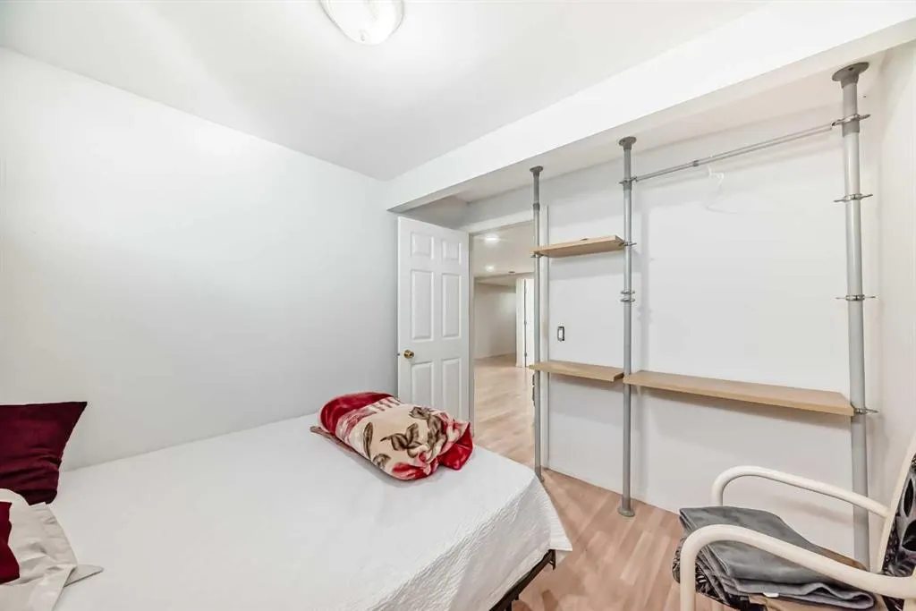 407 Citadel Meadow Bay NW