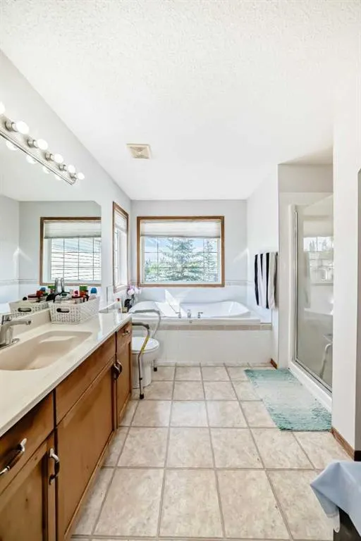 407 Citadel Meadow Bay NW