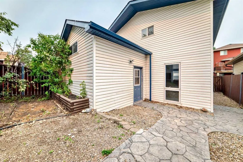 112 Sagewood Grove SW