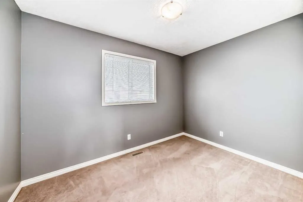 112 Sagewood Grove SW