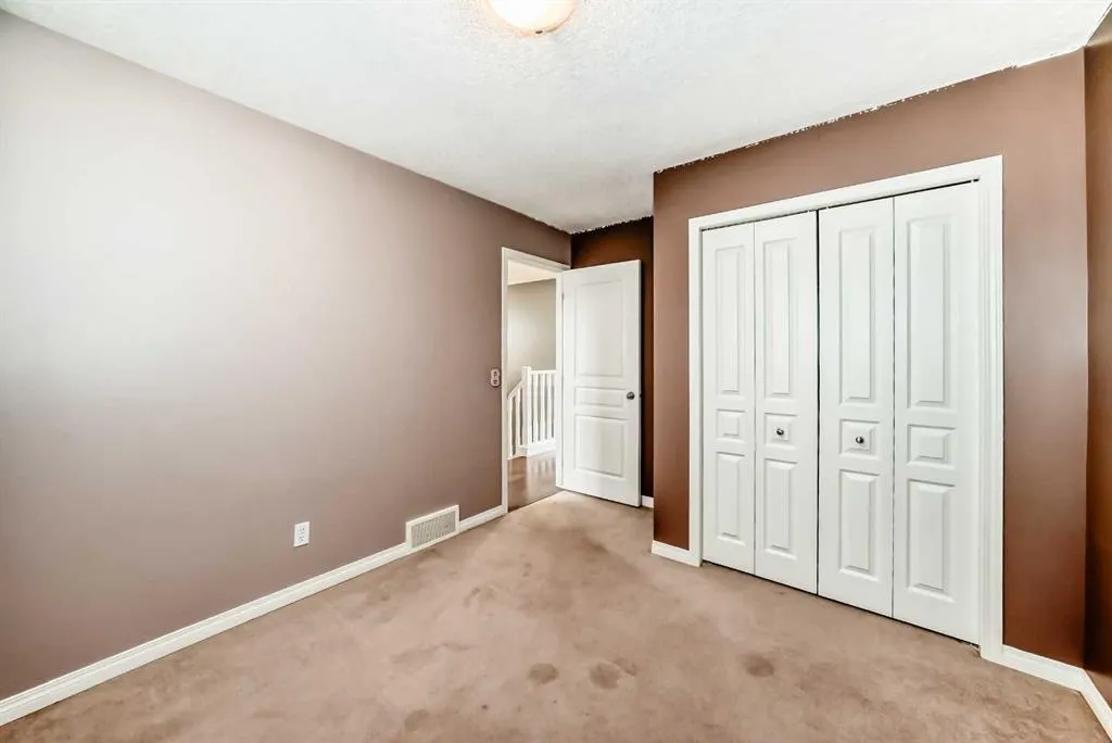 112 Sagewood Grove SW