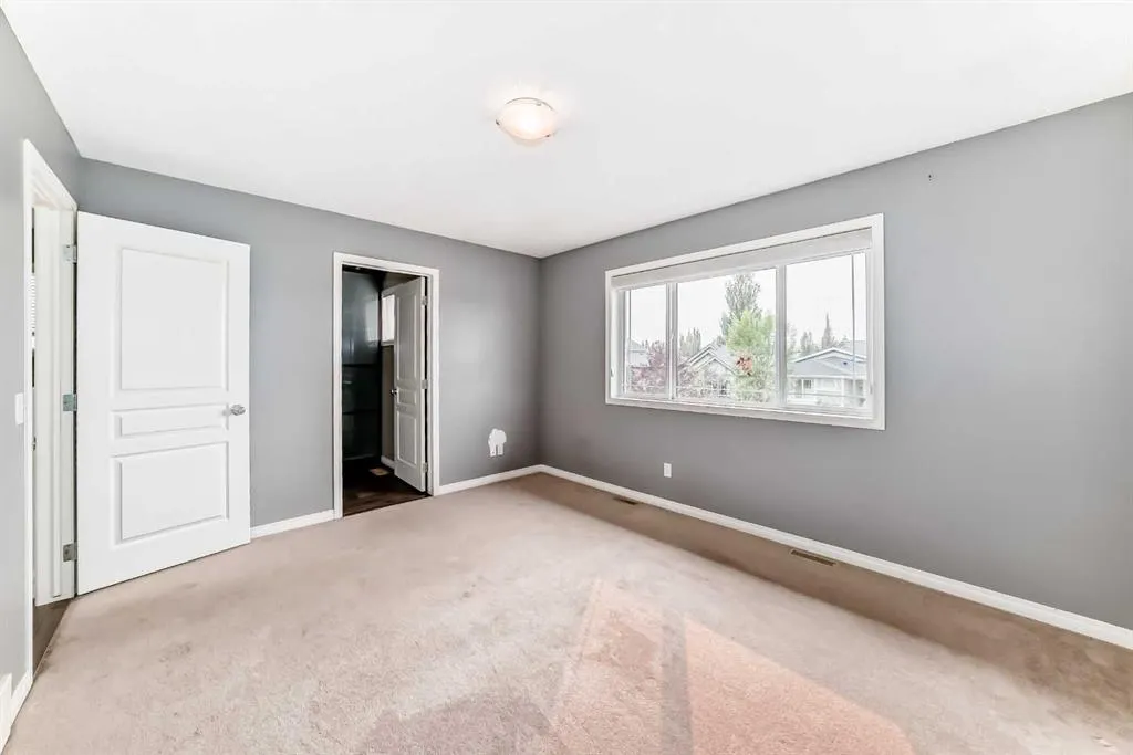 112 Sagewood Grove SW