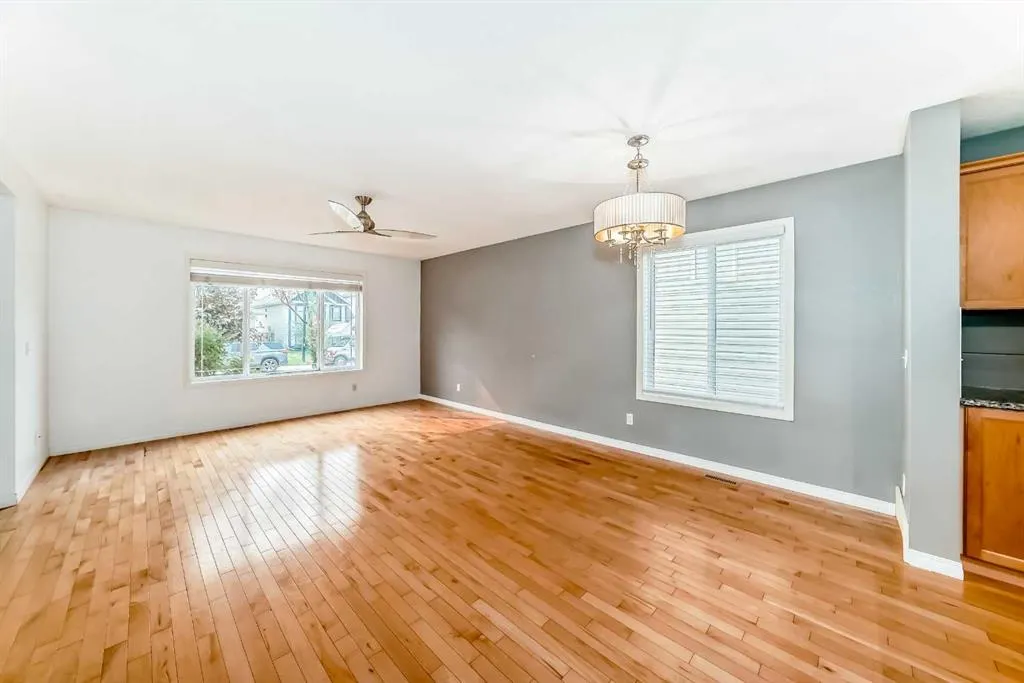 112 Sagewood Grove SW