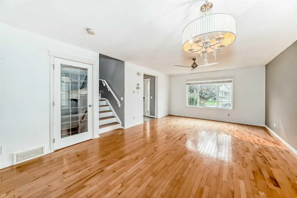 112 Sagewood Grove SW