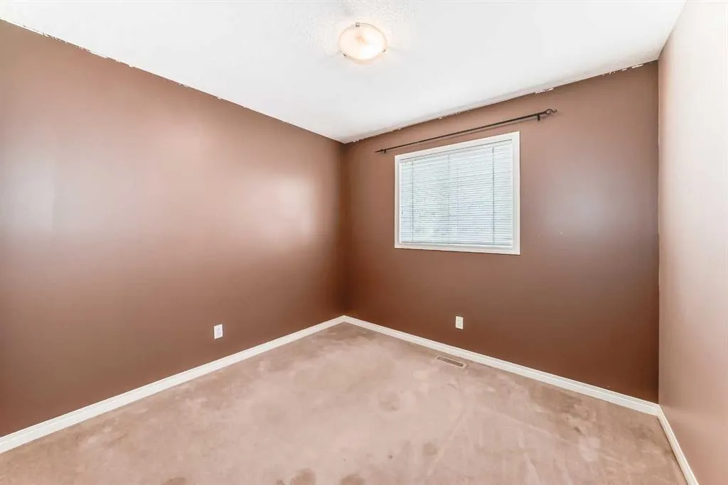 112 Sagewood Grove SW