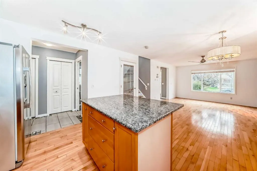 112 Sagewood Grove SW