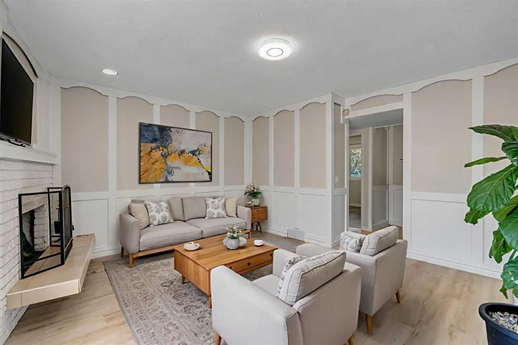 3285 Cedarille Drive SW