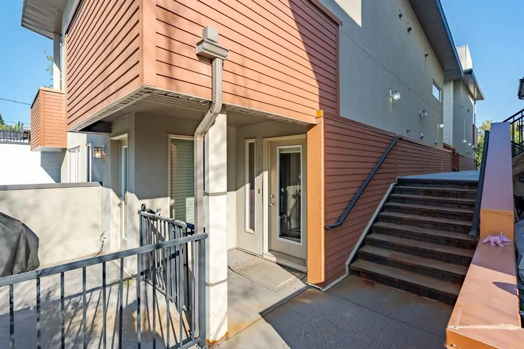 1905 27 Avenue SW, #110