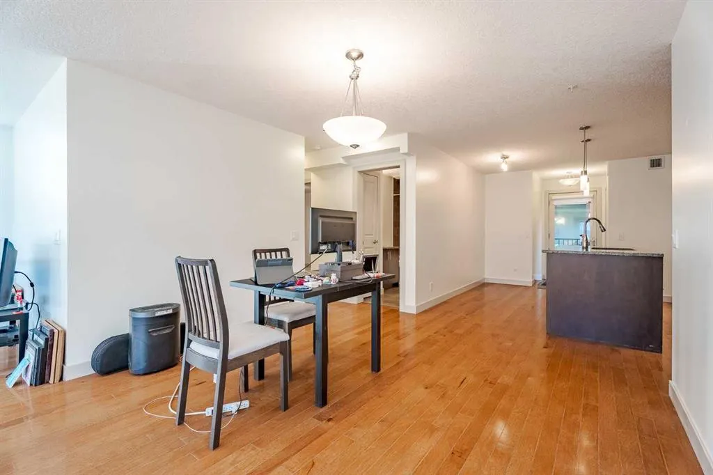 1905 27 Avenue SW, #110