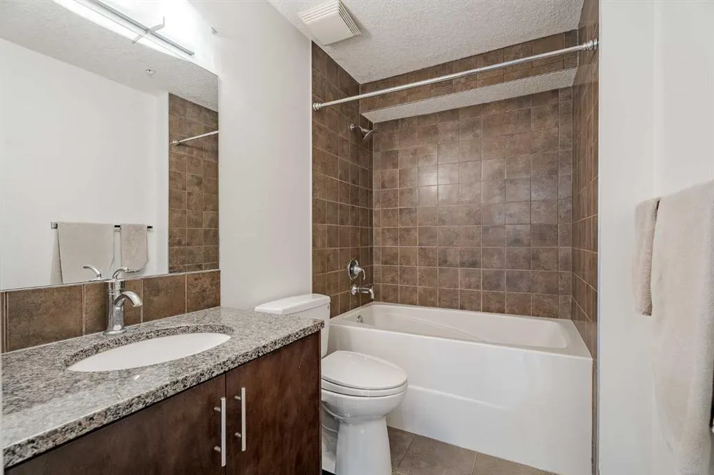 1905 27 Avenue SW, #110