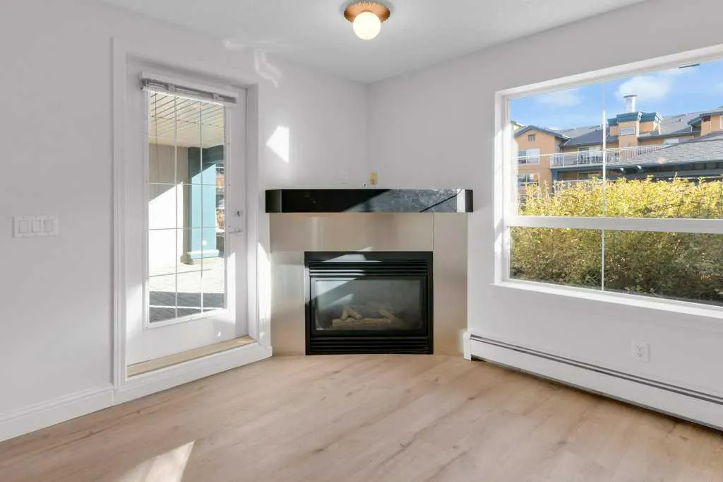 30 Richard Court SW, #140