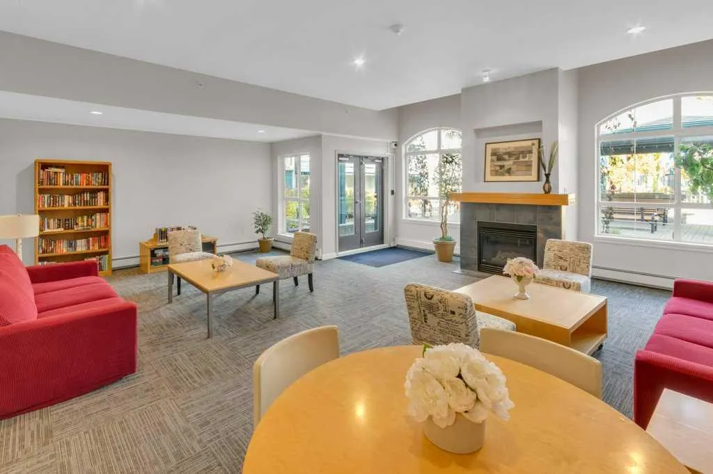 30 Richard Court SW, #140