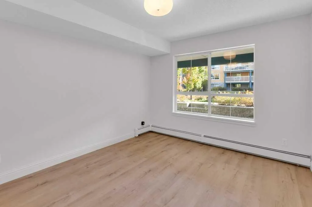 30 Richard Court SW, #140