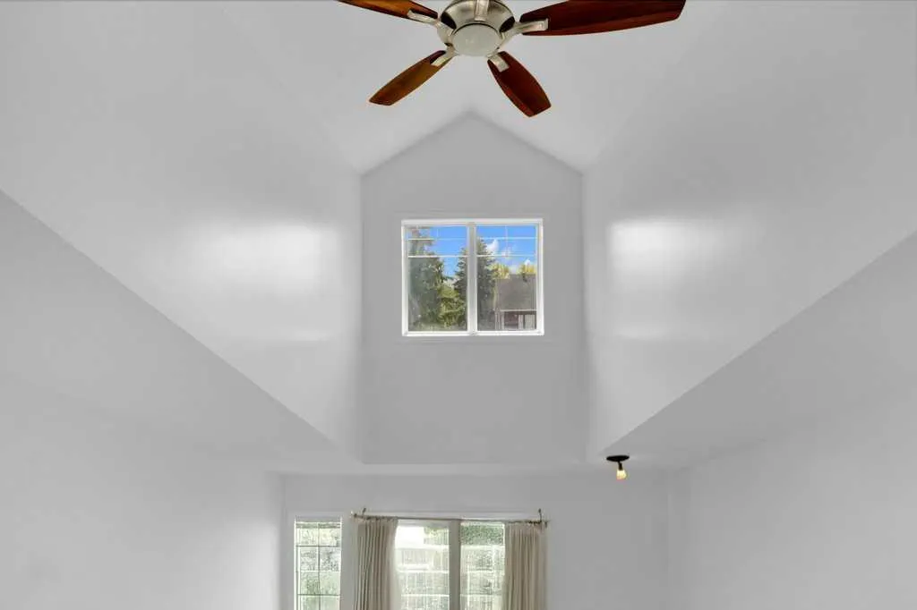 5220 50A Avenue, #1501