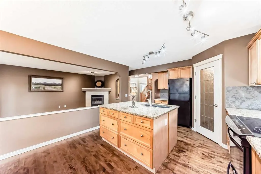 343 OAKMERE Way