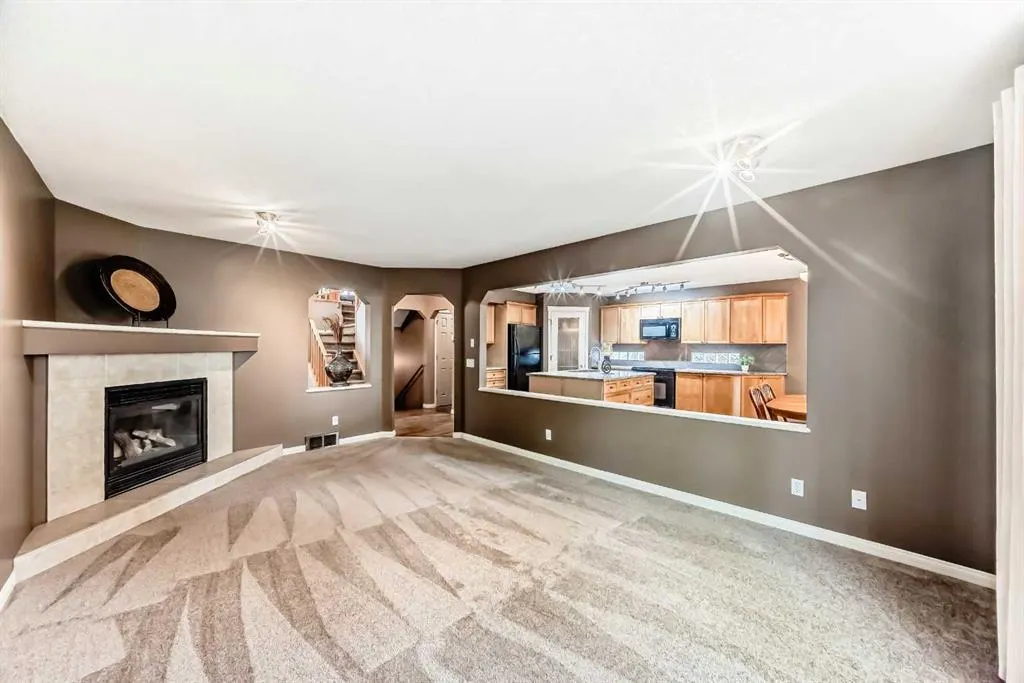 343 OAKMERE Way