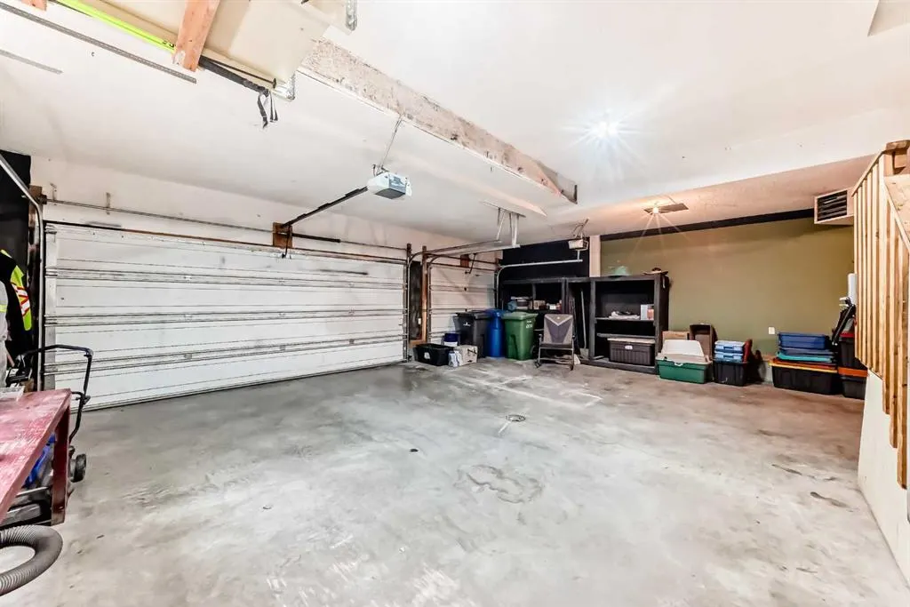 343 OAKMERE Way
