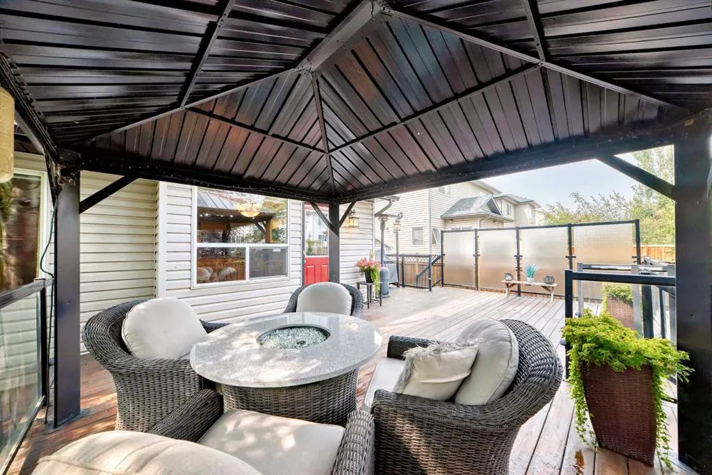 343 OAKMERE Way