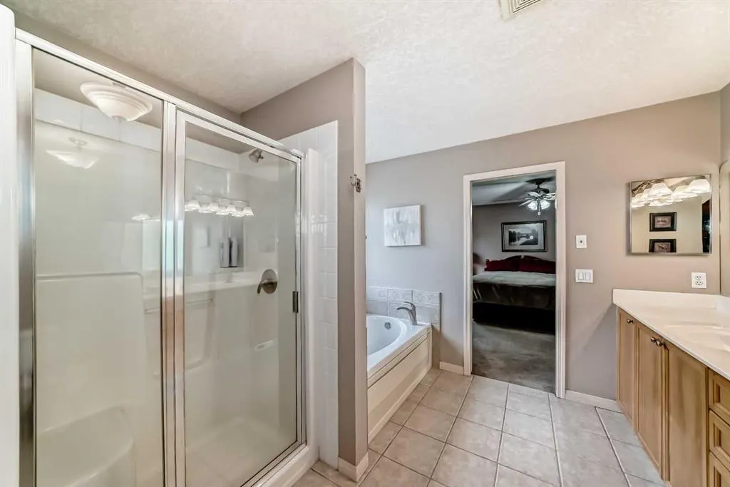 343 OAKMERE Way