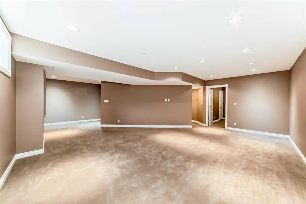 102 WEST CREEK Mews