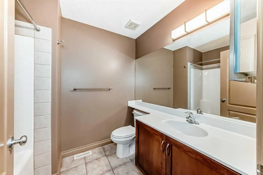 102 WEST CREEK Mews