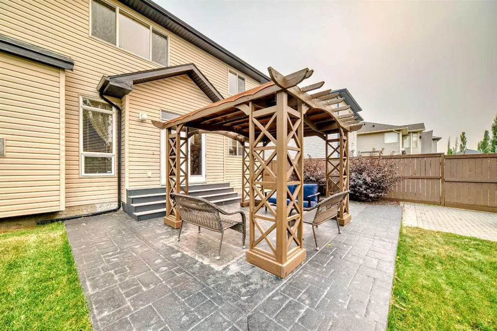 102 WEST CREEK Mews