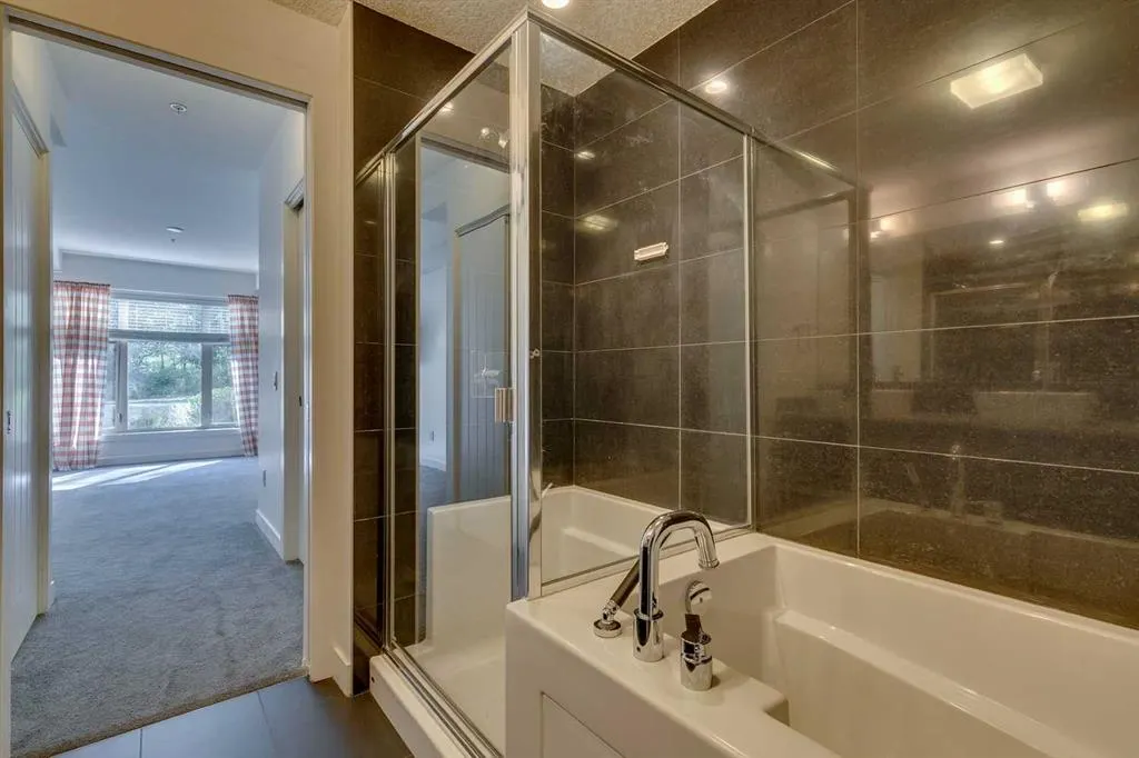 25 Aspenmont Heights SW, #107