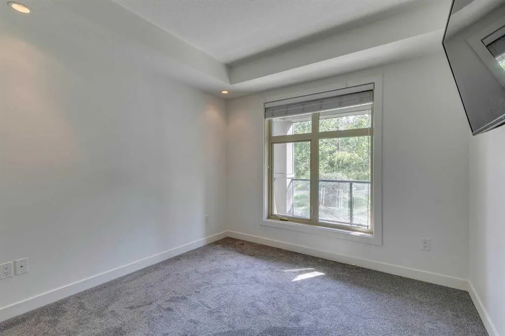 25 Aspenmont Heights SW, #107
