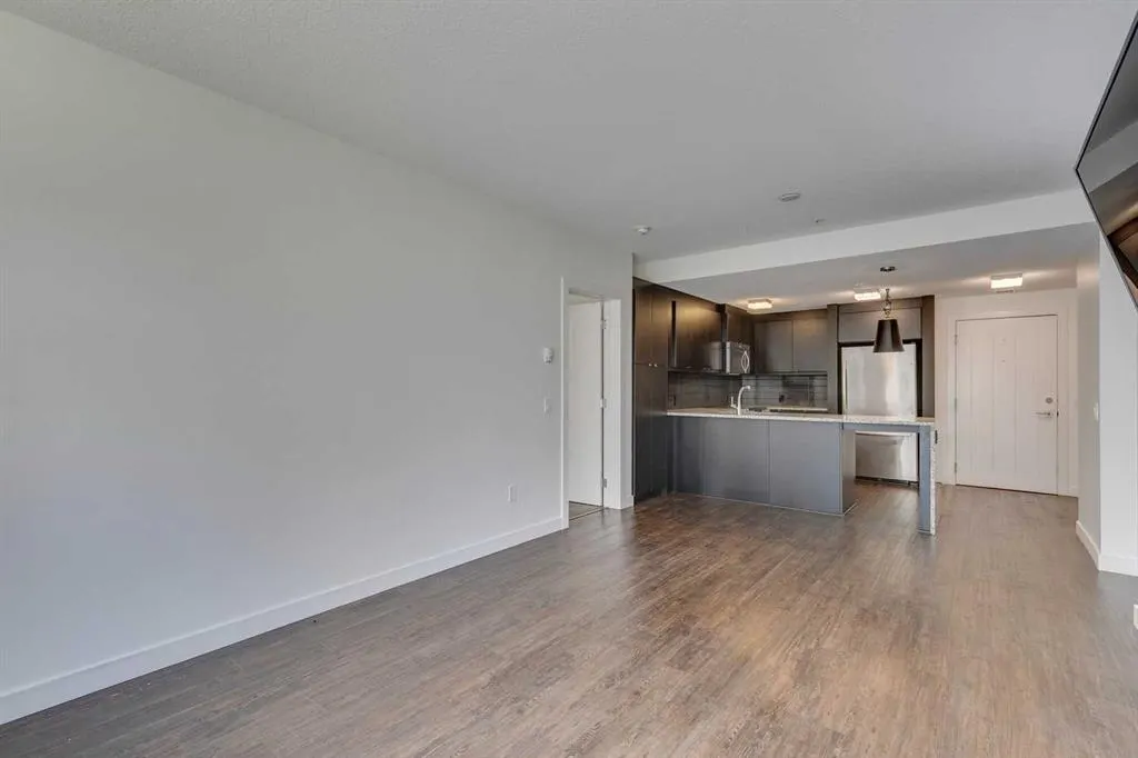25 Aspenmont Heights SW, #107