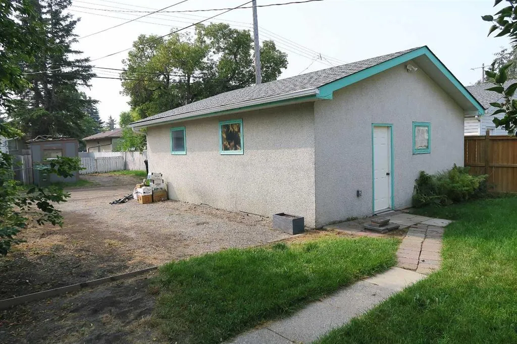 2429 Holly Drive SE