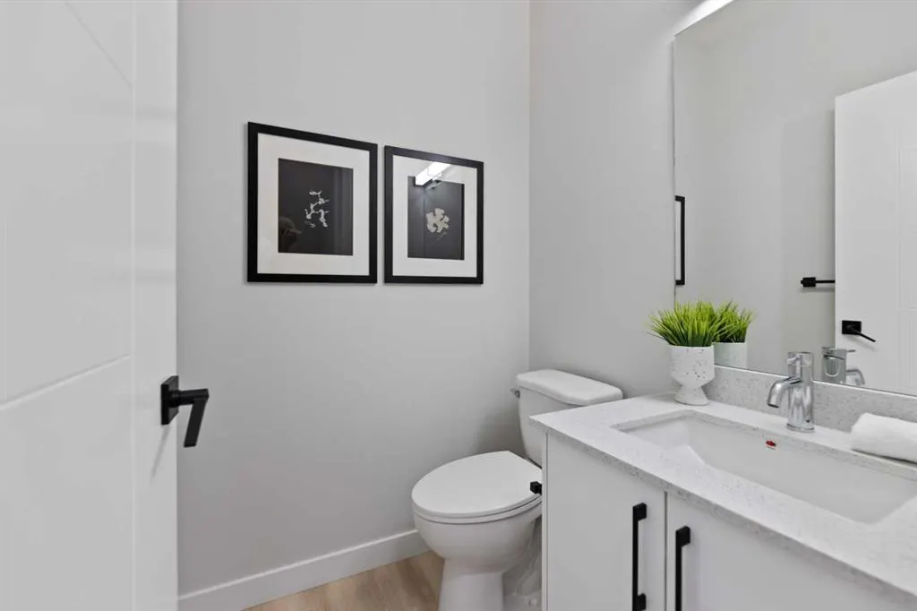 90 Corner Meadows Manor NE, #504