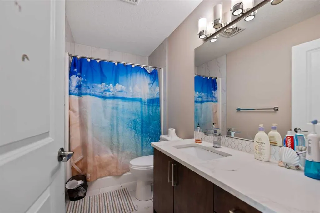 11428 52 Street NE, #105